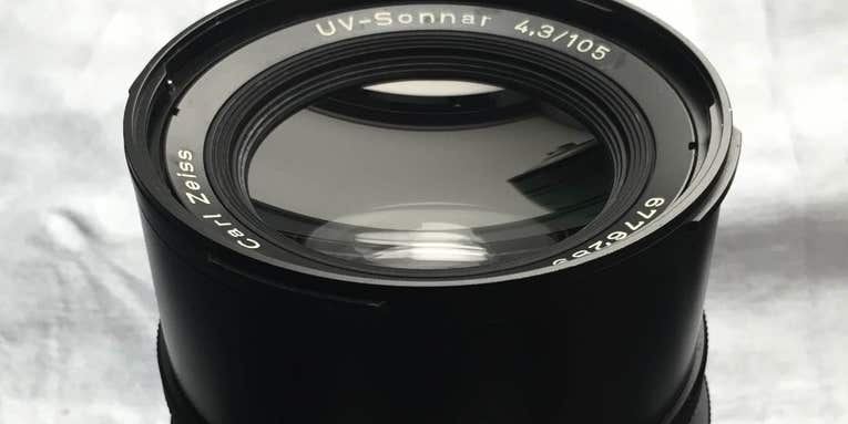 eBay Watch: Zeiss UV-Sonnar 105mm F/4.3 Is a Rare Lens Built for Ultra-Violet Photography eBay Watch: Zeiss UV-Sonnar 105mm F/4.3 Is a Rare Lens Built for Ultra-Violet Photography