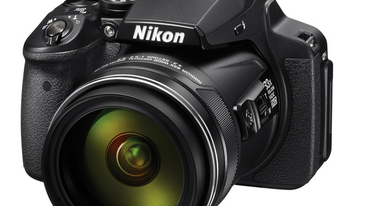 Nikon Releases the COOLPIX P900 with a Whopping 83x Zoom