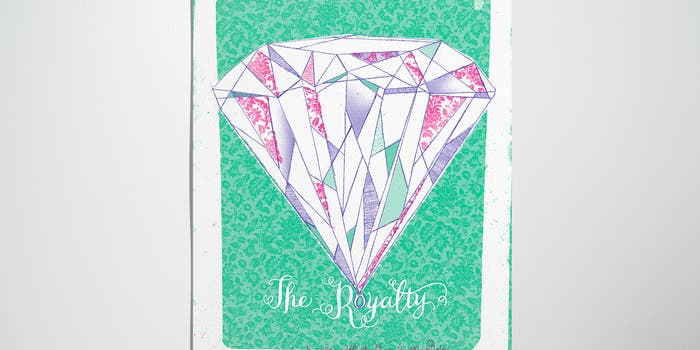 Kickstarter: Stiicks Use Magnets and Wood to Hang Your Photographs Kickstarter: Stiicks Use Magnets and Wood to Hang Your Photographs