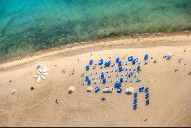 Today's Photo of the Day was captured by Flickr user Vbajda during a trip to Oak Street beach in Chicago. Vbajda captured this overhead beach scene using a Canon EOS 60D with an 18-200mm lens. See more of Vbajda's work <a href="http://www.flickr.com/photos/aiv/">here. </a>