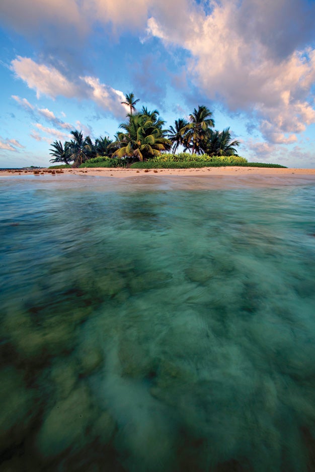 Middle Silk Caye, Gladden Spit and Silk Cayes Marine Reserve