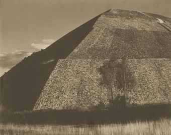 Edward Weston, Pirámide del Sol, Mexico, 1923