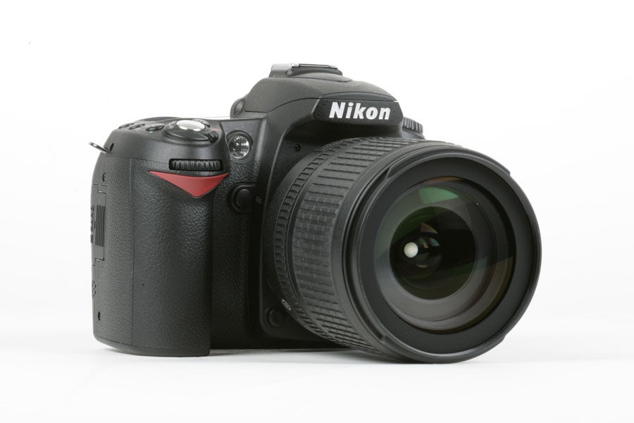 "Nikon-D90-002"