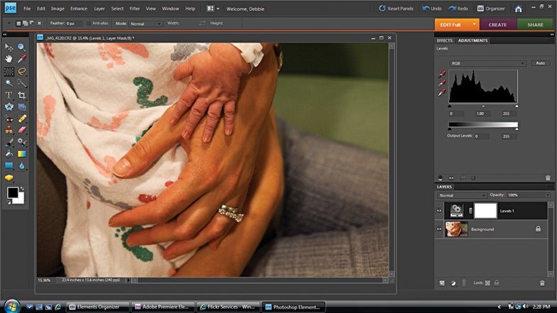 Software-Review-Adobe-Photoshop-Elements-8