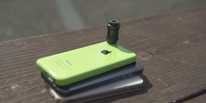 Kickstarter: Lensbaby Sweet Spot Is a Selective Focus Lens for the iPhone