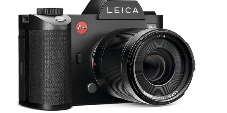 Hands On with the Leica SL Mirrorless Camera