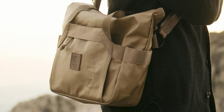 Langly Introduces Military-Grade Messenger Tote and Cross-Body Camera Bags