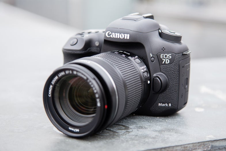 Canon 7D mark II DSLR Hands-On