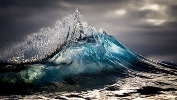 Tips From a Pro: The Enchanting Wave Photography of Ray Collins
