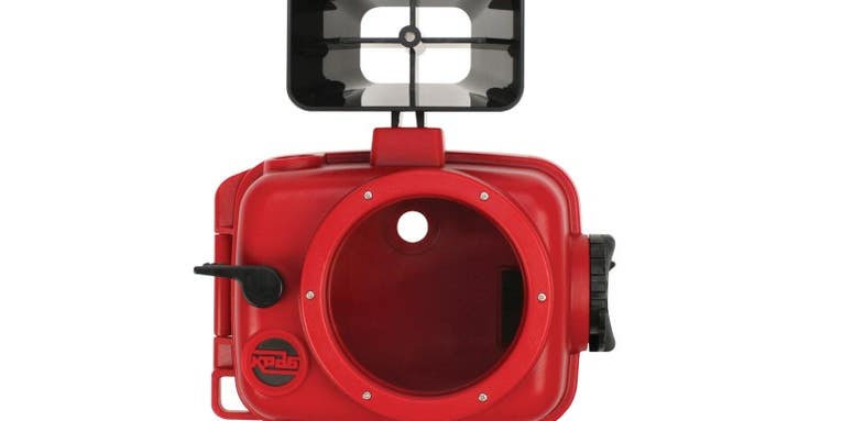 Take Your Lomo Underwater With The Lomo LC-A+ Krab Underwater Housing Take Your Lomo Underwater With The Lomo LC-A+ Krab Underwater Housing