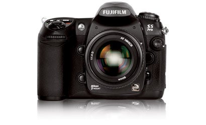 Hands-On-Fujifilm-FinePix-S5-Pro