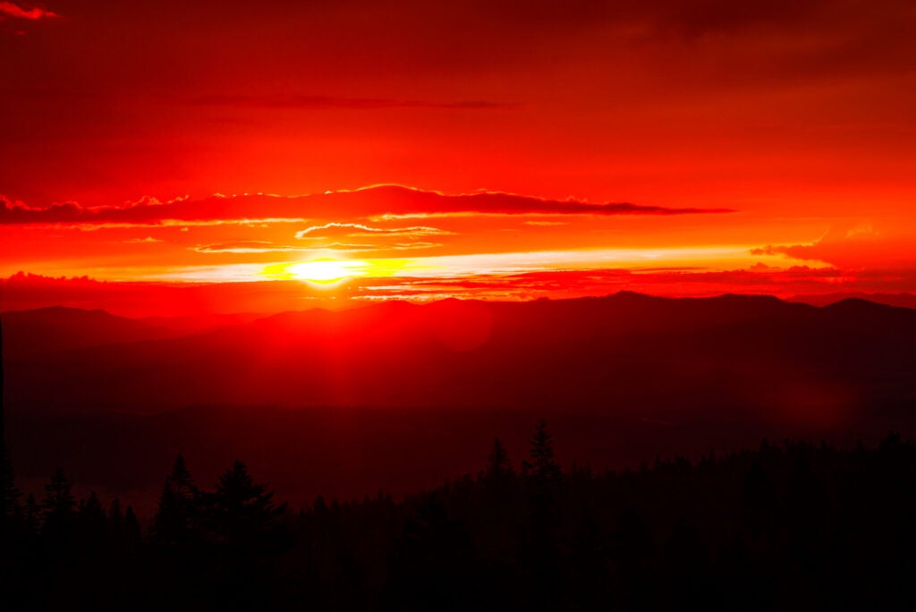 Today's Photo of the Day was captured by Stephen Tamm on an early morning in Idaho using a Nikon D750 with a 24-120 mm f/4.0 lens at 1/6 sec, f/22 and ISO 50. See more work <a href="https://www.flickr.com/photos/133159806@N02/">here. </a>