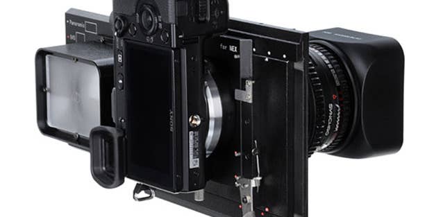 Fotodiox RhinoCam Mimics a Medium Format Digital Camera Using A Sony NEX Camera Fotodiox RhinoCam Mimics a Medium Format Digital Camera Using A Sony NEX Camera