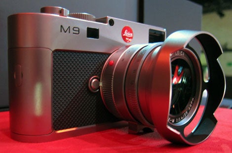 leica m9 titanium main