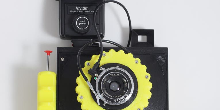 The Cameradactyl OG 4×5 hand camera is a cheap, fun way to try out 4×5 film photography