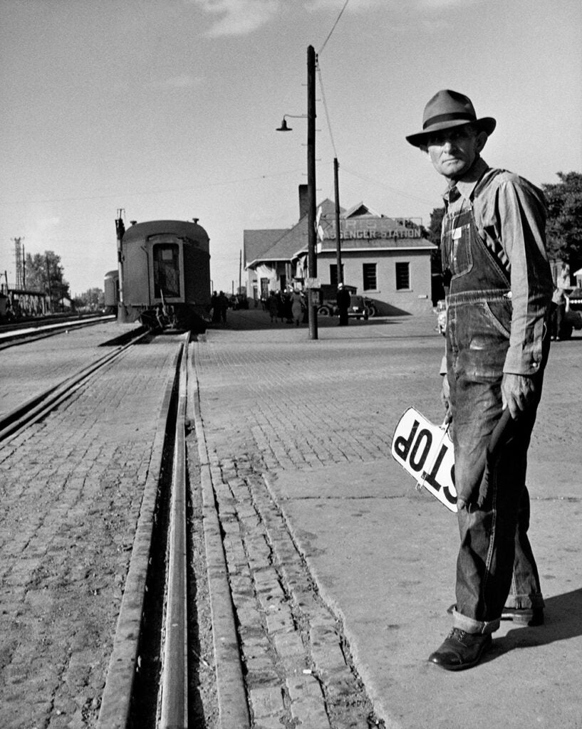 Photograph by Gordon Parks. Courtesy and Â© The Gordon Parks Foundation. Courtesy Museum of Fine Arts, Boston