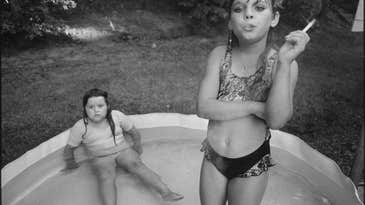 Where is the 9-year-old smoker photographed by Mary Ellen Mark?