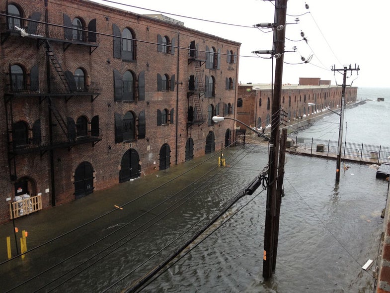 The Story Behind Hurricane Sandy’s First Viral Photo