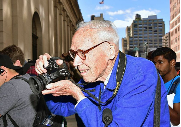 Remembering Bill Cunningham, Influential Street Fashion Photographer