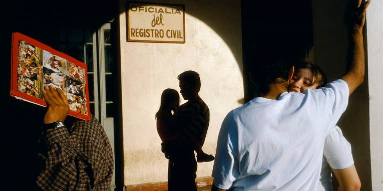 Magnum Photos Offers Intimate Photos From Their Archives