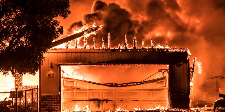Jeff Frost’s Stunning Photos of California’s Devastating Wildfires Jeff Frost’s Stunning Photos of California’s Devastating Wildfires
