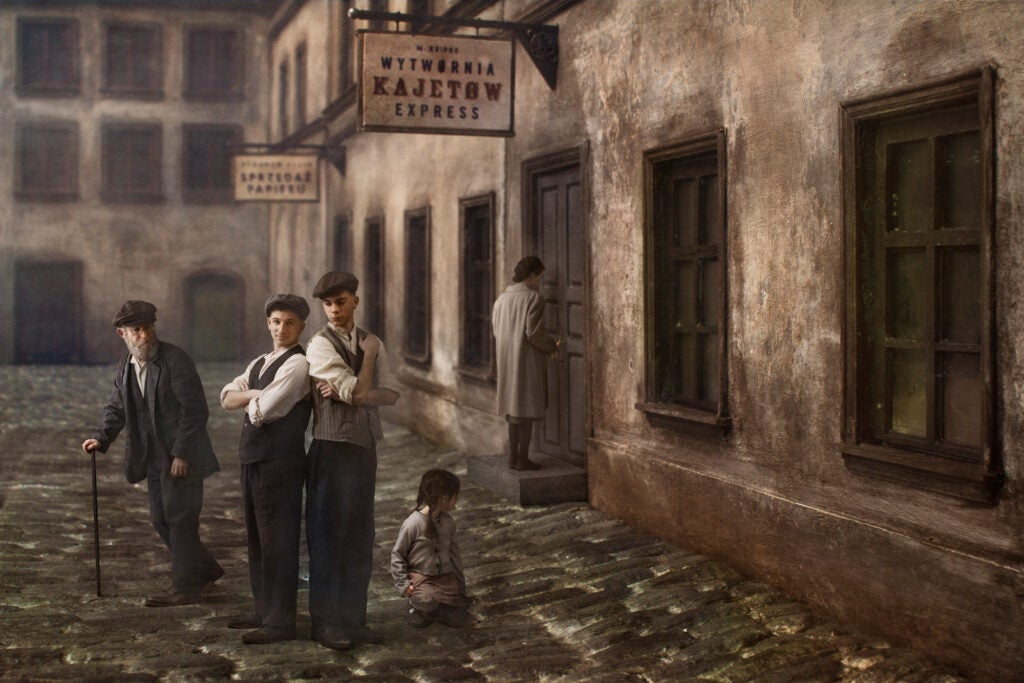 Picturing Life in a Jewish Neighborhood in Pre-Holocaust Poland