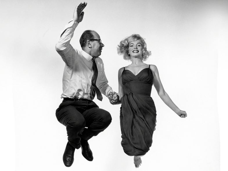 USA. 1959. American actress Marilyn MONROE jumping with Philippe HALSMAN.