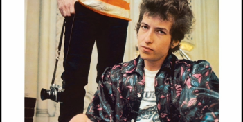 Photographer Daniel Kramer On Shooting Bob Dylan’s ‘Highway 61 Revisited’ Album Cover