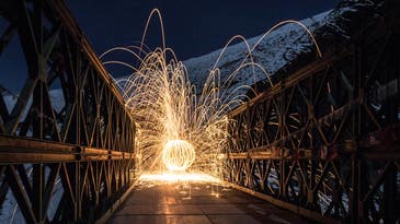 ‘Paint’ shapes in the dark with long-exposure photography