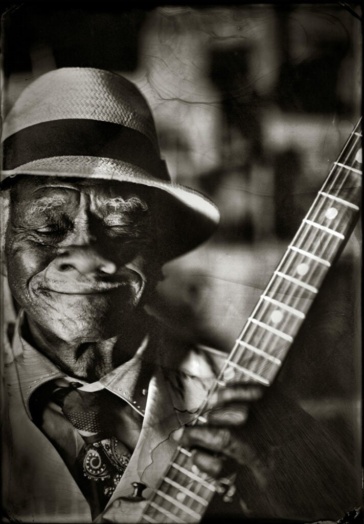 Little Freddie King with his guitar