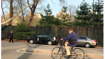 Photographers Pay Tribute to Bill Cunningham on Instagram