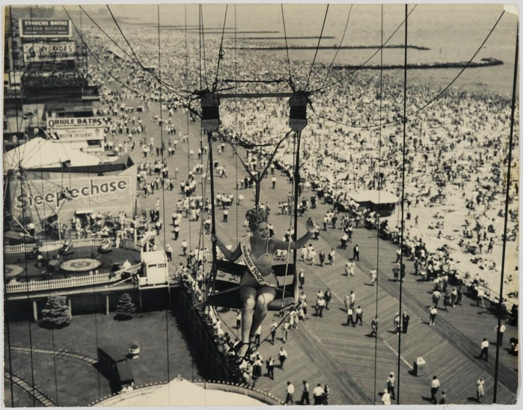 From: Forever Coney: Photographs from the Brooklyn Museum Collection. Gelatin silver photograph,1947. Brooklyn Museum, Brooklyn Museum Collection.
