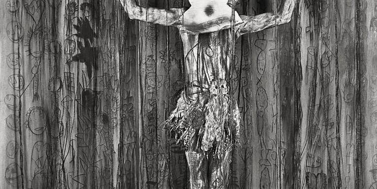 Video & Interview: Roger Ballen’s Asylum of the Birds Video & Interview: Roger Ballen’s Asylum of the Birds