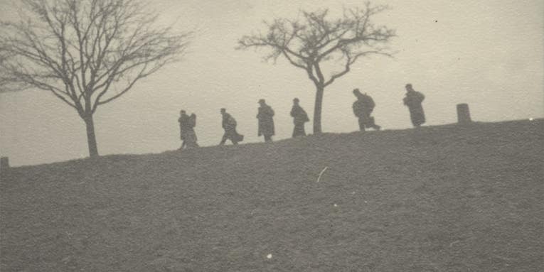 1000 Photos by a Japanese-American WWII Draftee 1000 Photos by a Japanese-American WWII Draftee