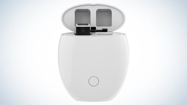 The OPKIX One lets you take videos without having to stare at your phone