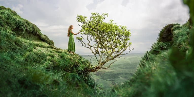 How Lizzy Gadd combines nature photography and self-portraits How Lizzy Gadd combines nature photography and self-portraits