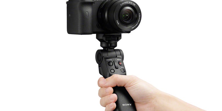 Sony’s new wireless shooting grip is perfect for vlogging, selfies, and remote triggering Sony’s new wireless shooting grip is perfect for vlogging, selfies, and remote triggering