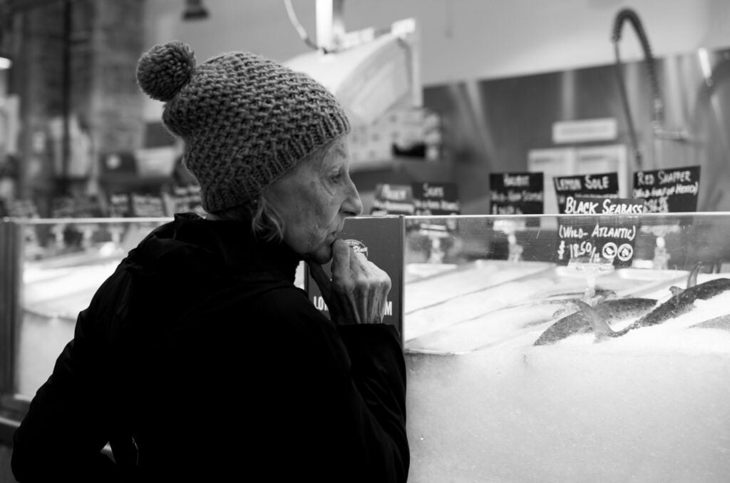 Leica M10 Monochrom sample of woman in hat