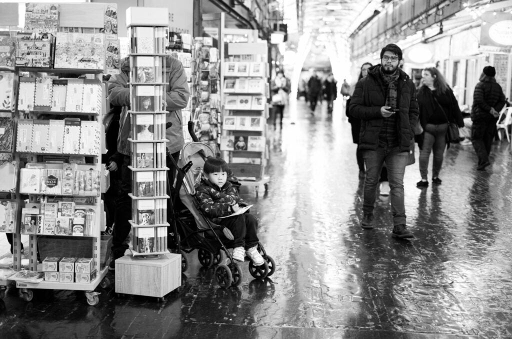 outdoor shops in Chelsea Market