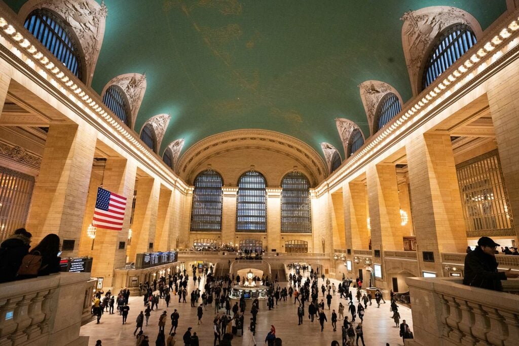 Grand Central Station during rush hour in Manhattan, shot with the Sony FE 20mm F1.8 G lens.