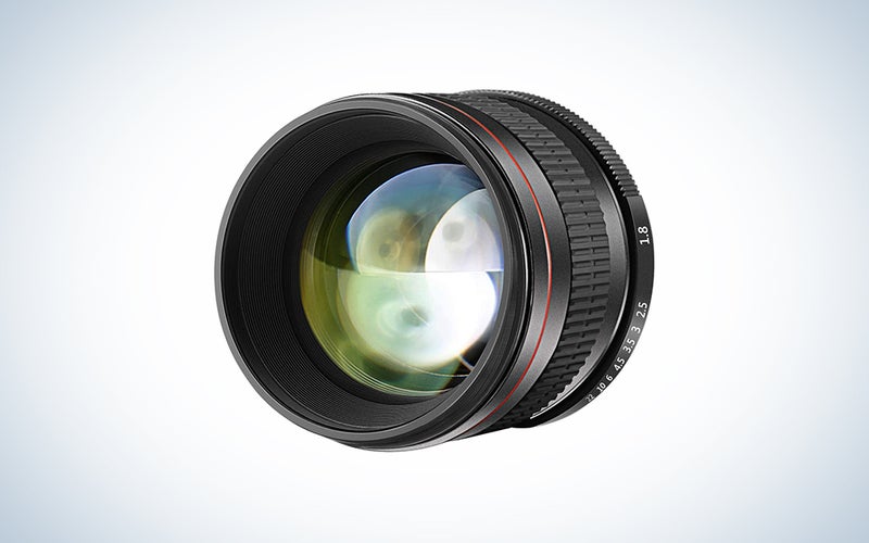 budget neewer black nikon lens for portraits