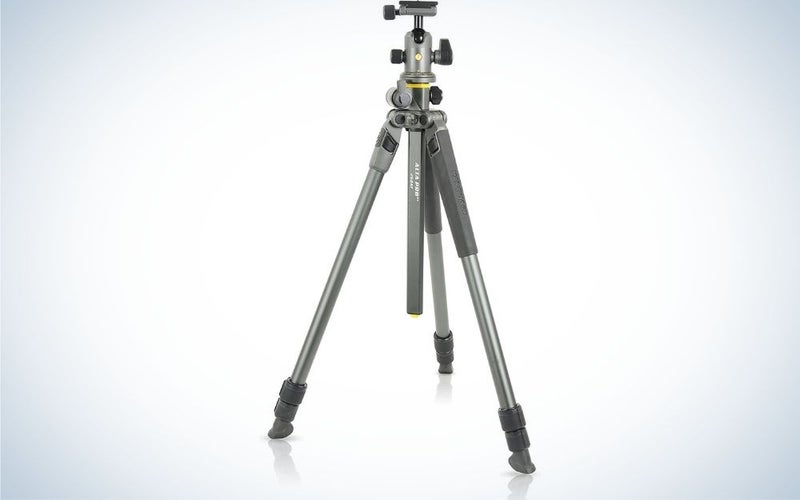 Vanguard shooting item with three aluminum legs and with a column positioned in center.