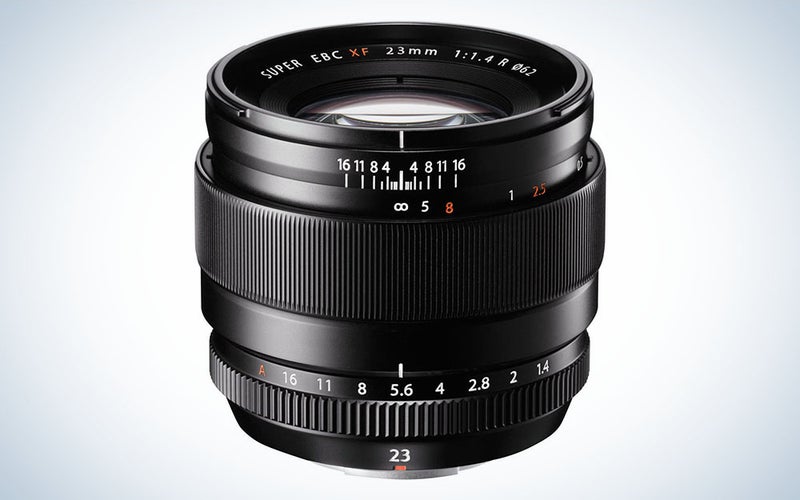 Fujifilm XF 23mm F:1.4 R 镜头是最适合拍摄人像的富士广角定焦镜头。