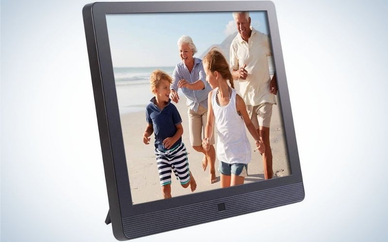 Digital frames are great Father's Day gifts