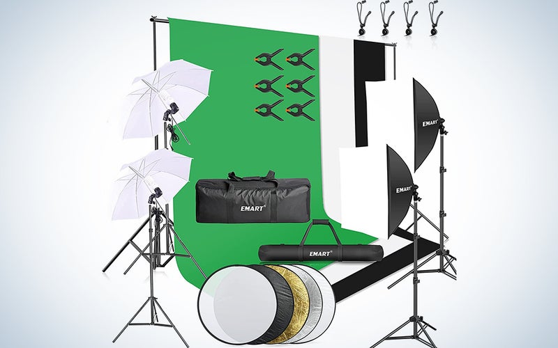 lighting kit and green screen