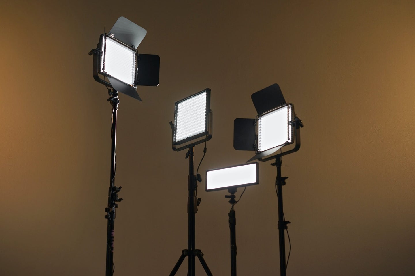 The LED light panels of | Popular Photography