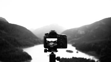 How to choose the best wide-angle lens for your camera