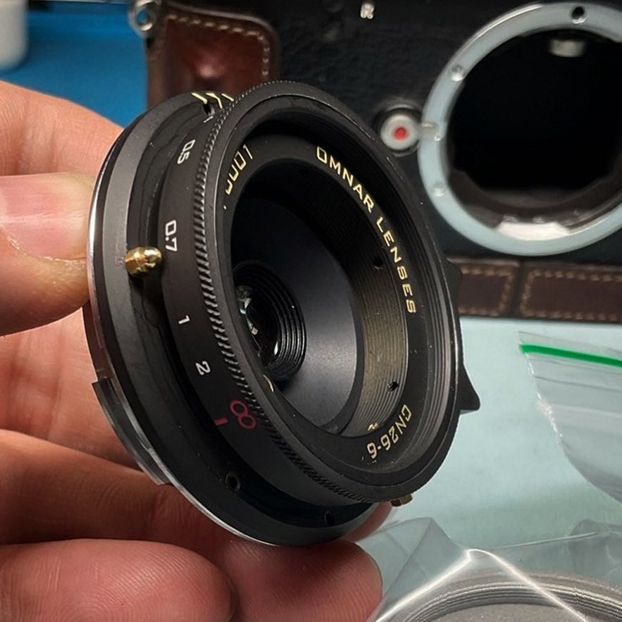 The Omnar CN26-6 is barely larger than a lens cap