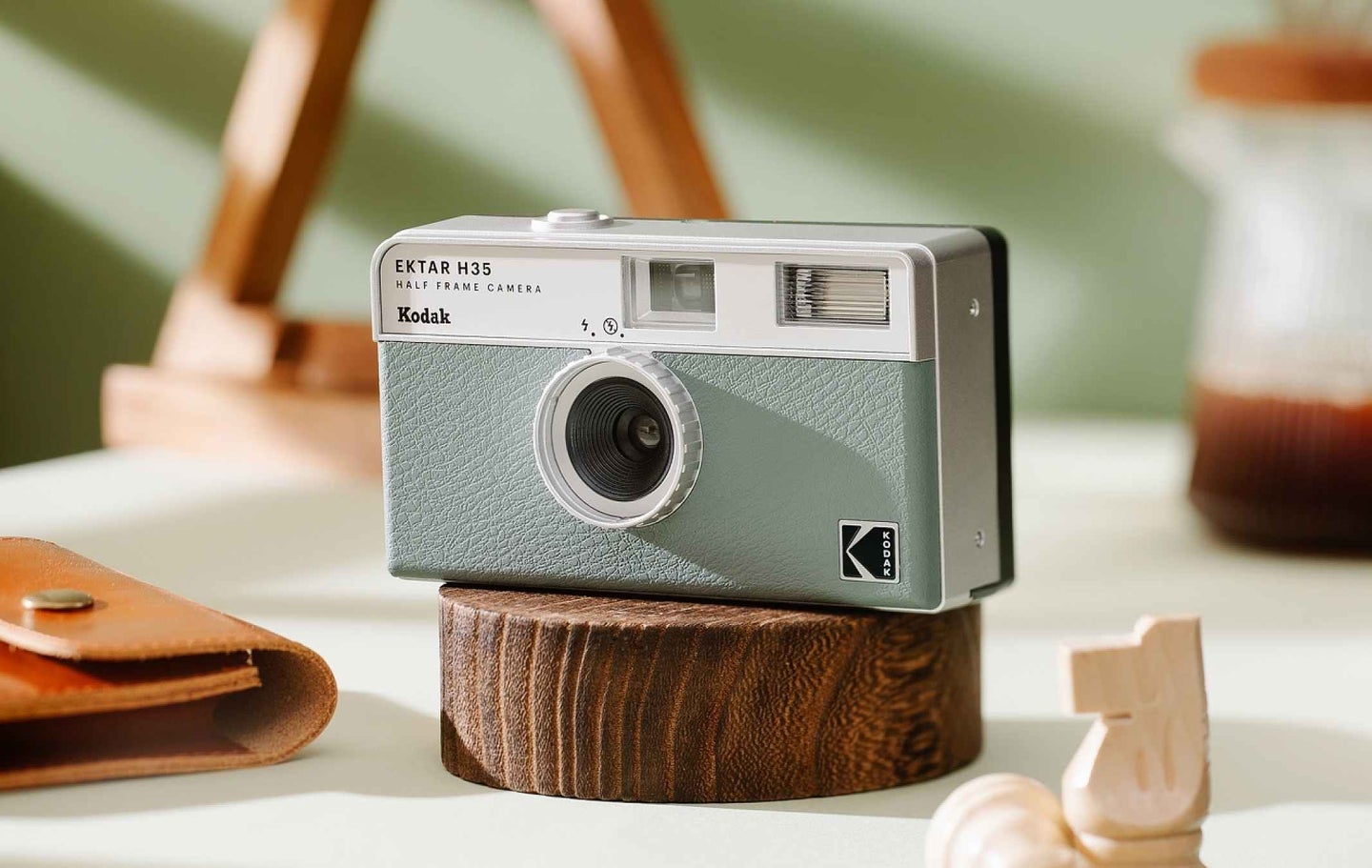 Kodak Ektar H35 camera