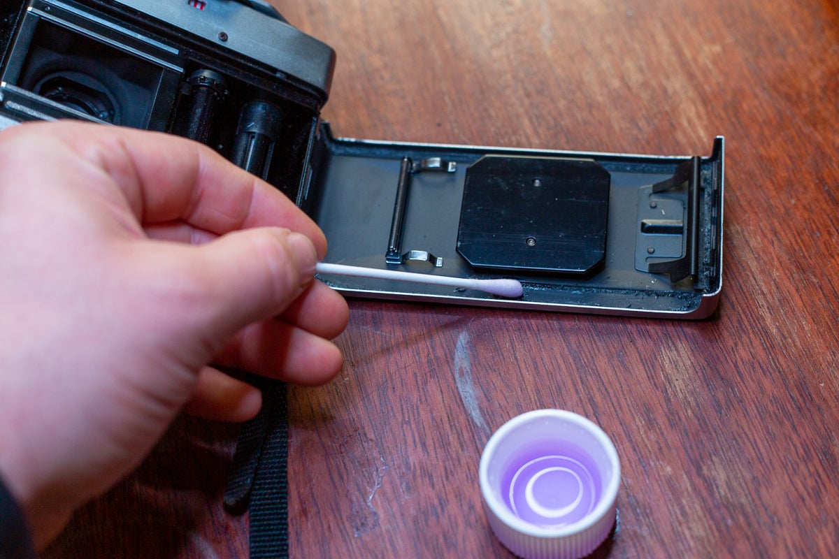How to change the light seals in an old film camera